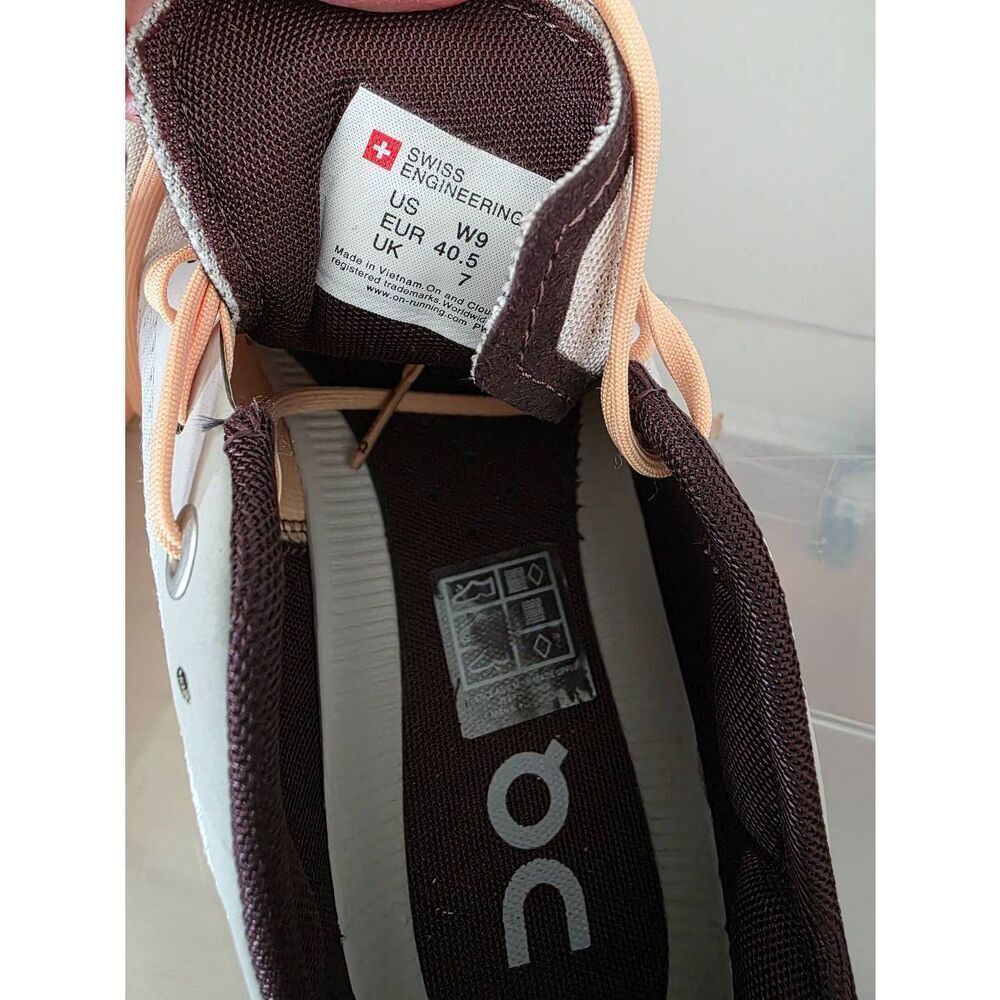 On Cloud X Silver Almond Mixed Sport Running Shoes W9 - Picture 10 of 10